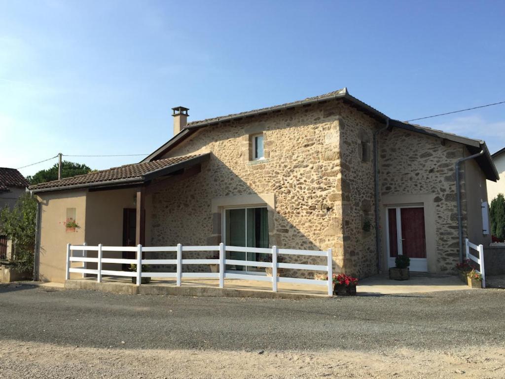 Chambres D'Hotes Du Maspourquet Saint-Santin-Aveyron Exterior photo